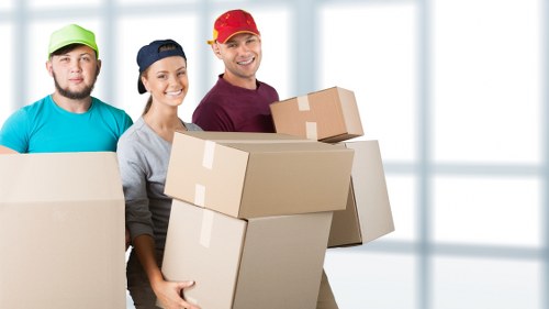 Professional moving truck service in Marylebone