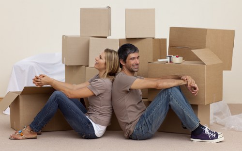 House removalists packing belongings in Marylebone